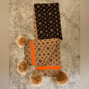 Designer inspired scarf - 100% wool and rex rabbit fur